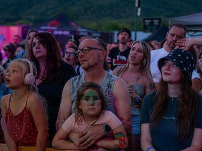 173.jpg